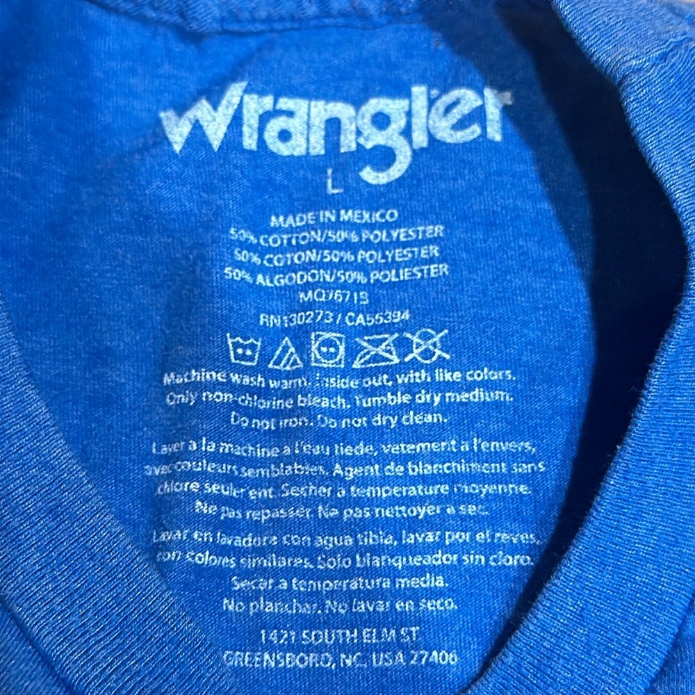 Men’s wrangler T-shirt, size large - Picture 3 of 5
